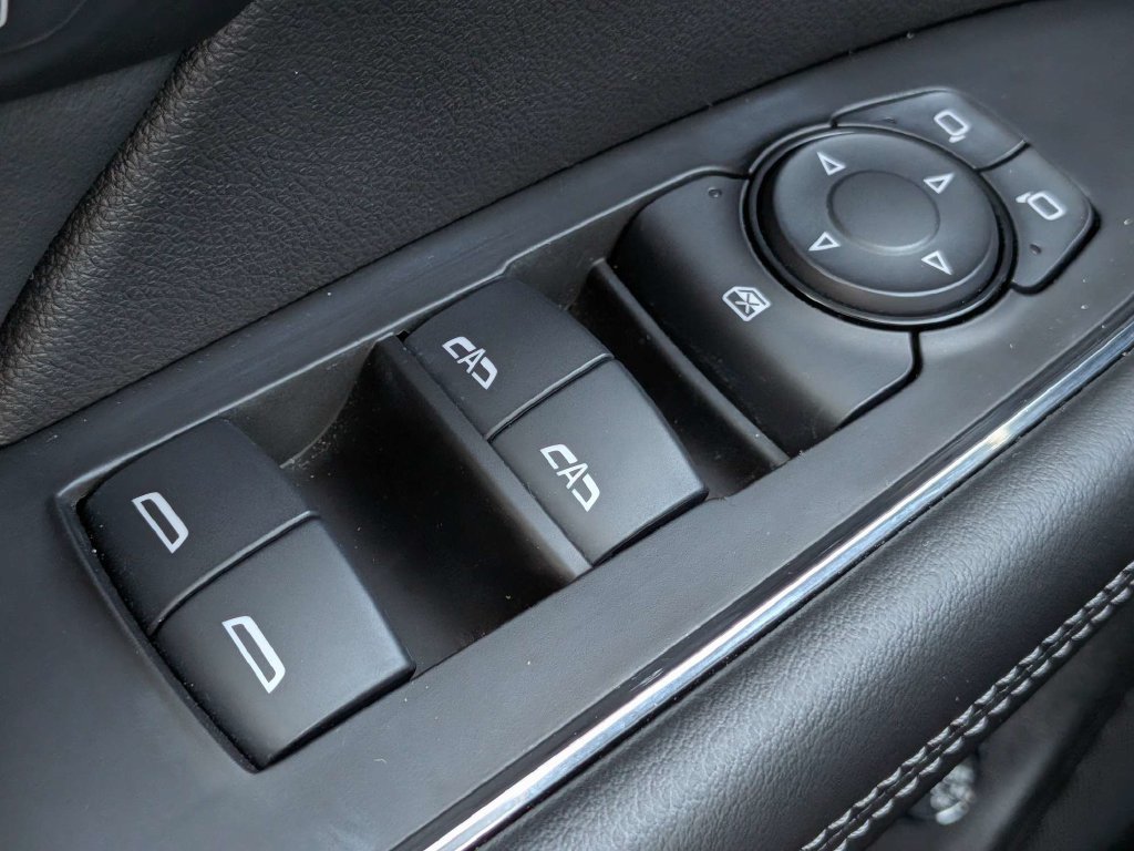Certified 2023 Buick Envision Essence w/ Sport Touring Package FWD image 29
