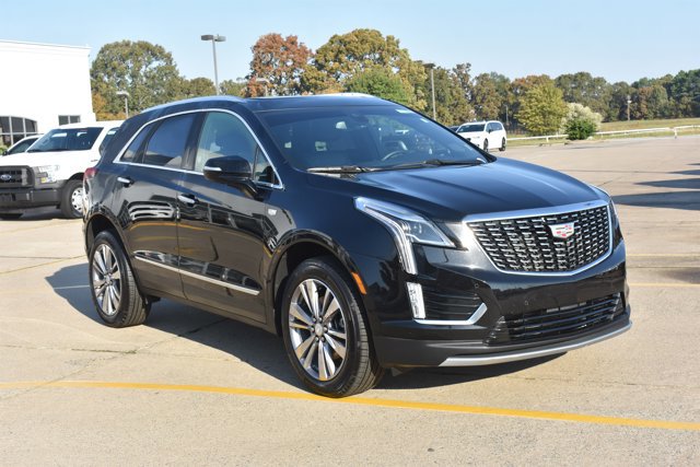 Used 2025 Cadillac XT5 Premium Luxury image 3
