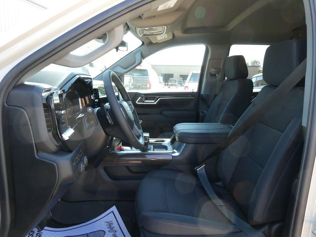 New 2026 Chevrolet Silverado 1500 RST AWD/4WD image 17