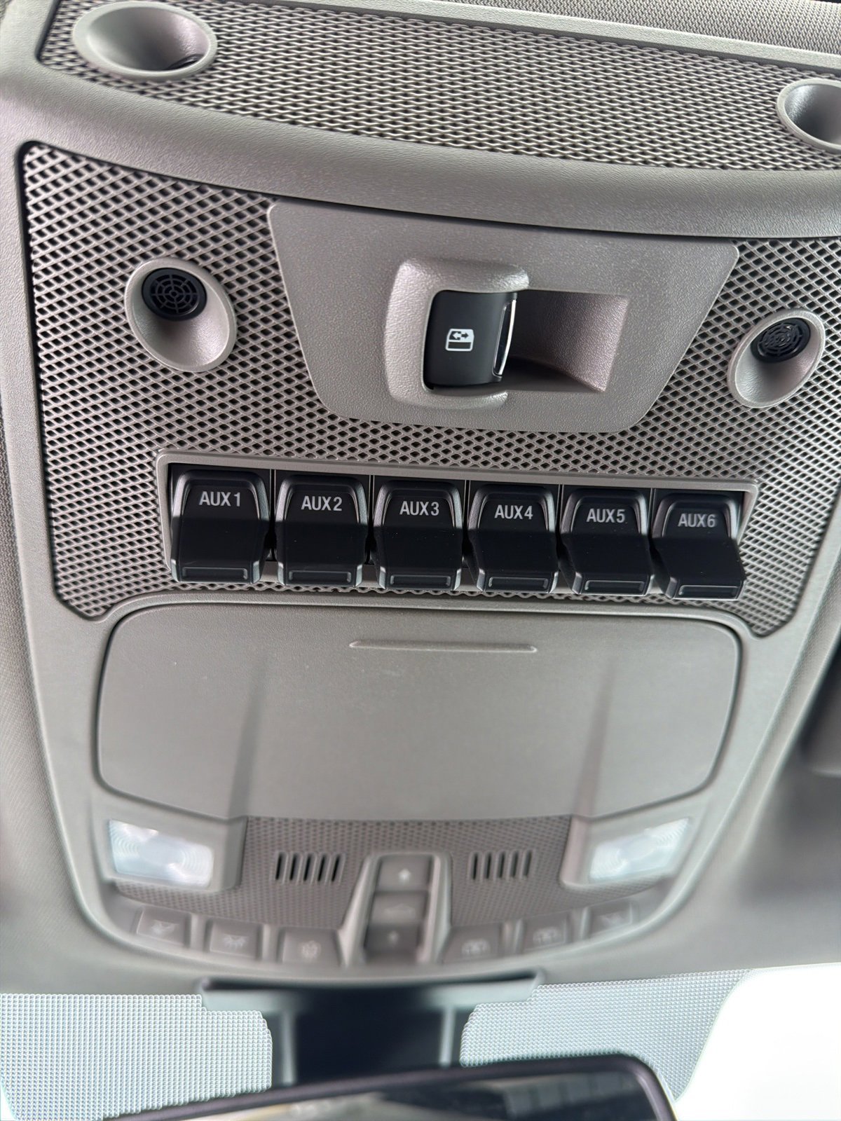 Certified 2019 Ford F350 Lariat w/ Lariat Ultimate Package image 26