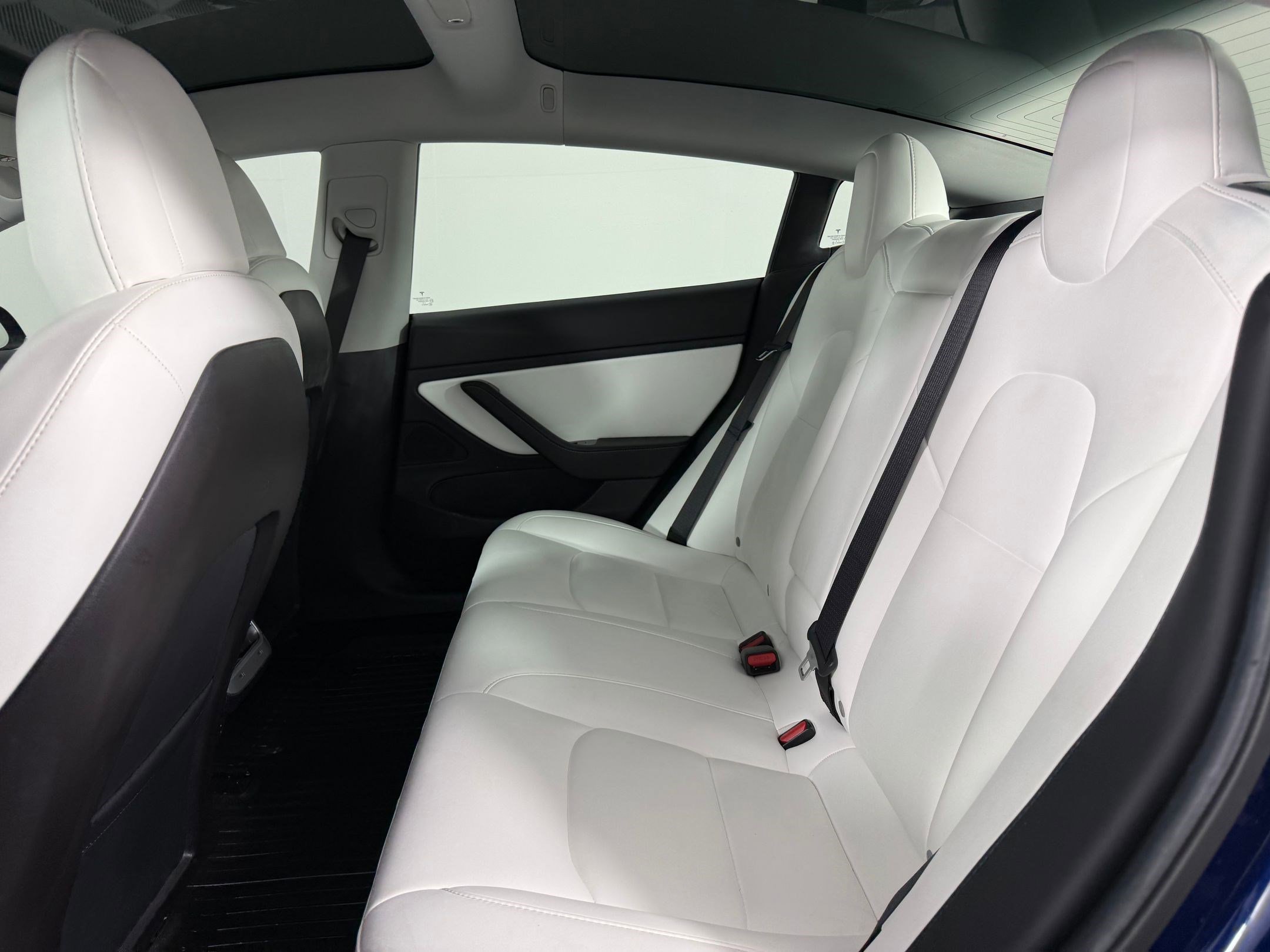 Used 2019 Tesla Model 3 Mid Range image 18