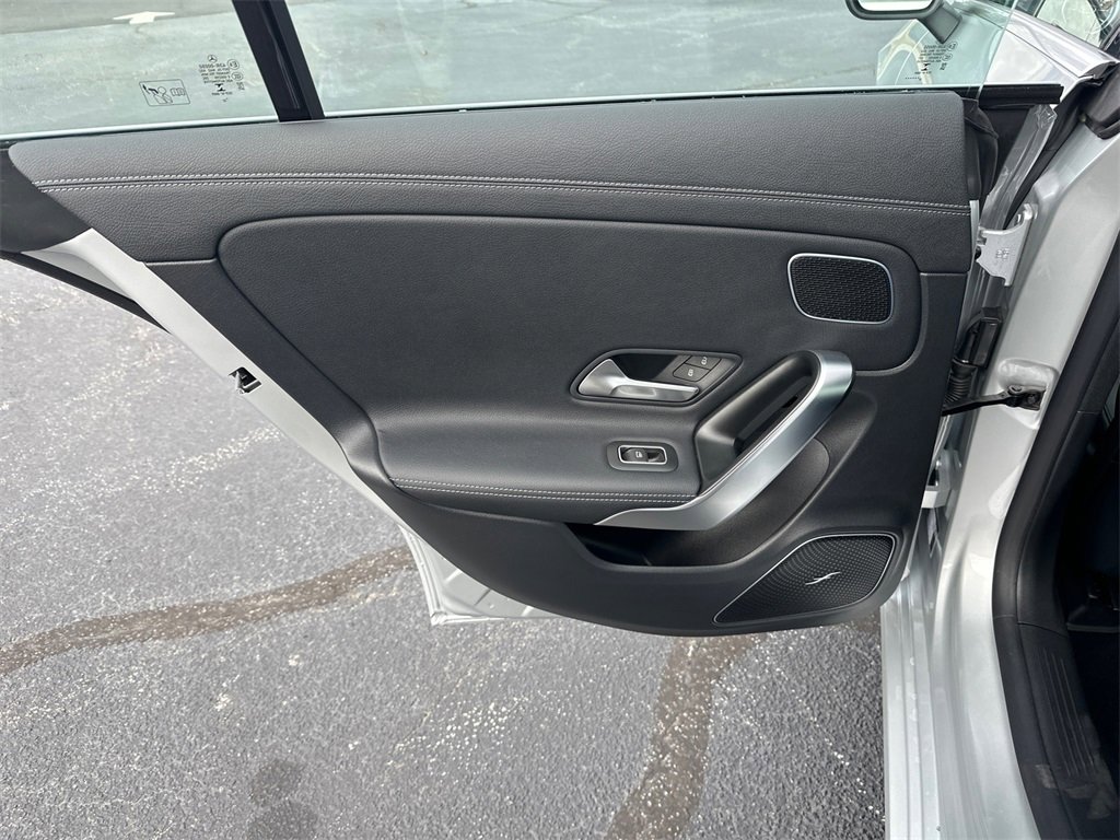 Certified 2023 Mercedes-Benz CLA 250 image 23