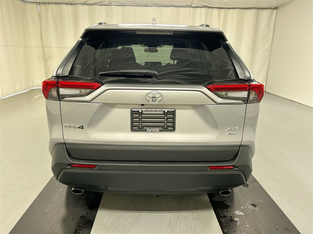 Used 2021 Toyota RAV4 XLE image 20
