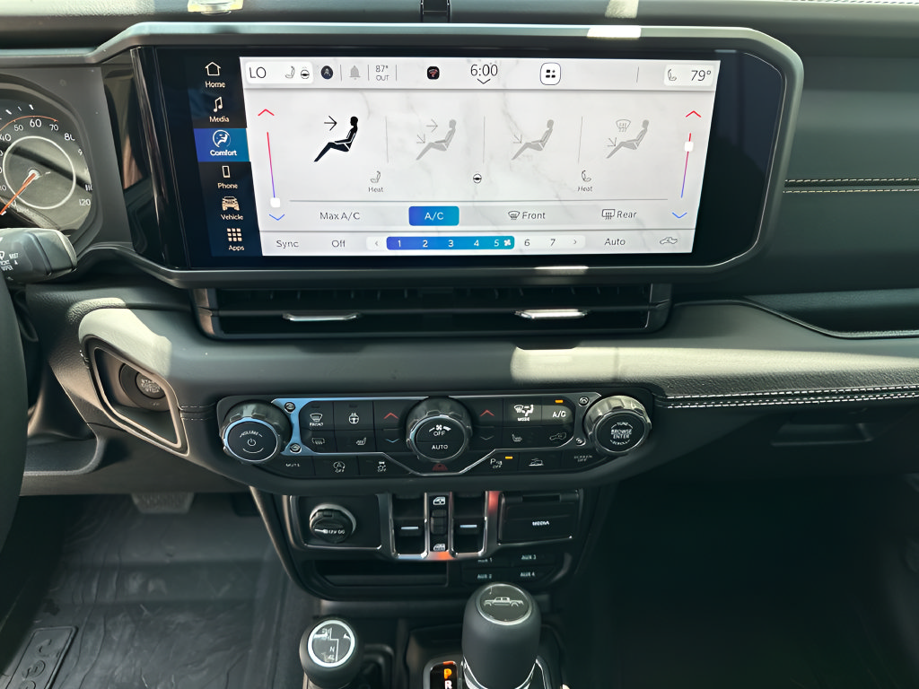 New 2026 Jeep Gladiator Sport AWD/4WD image 25