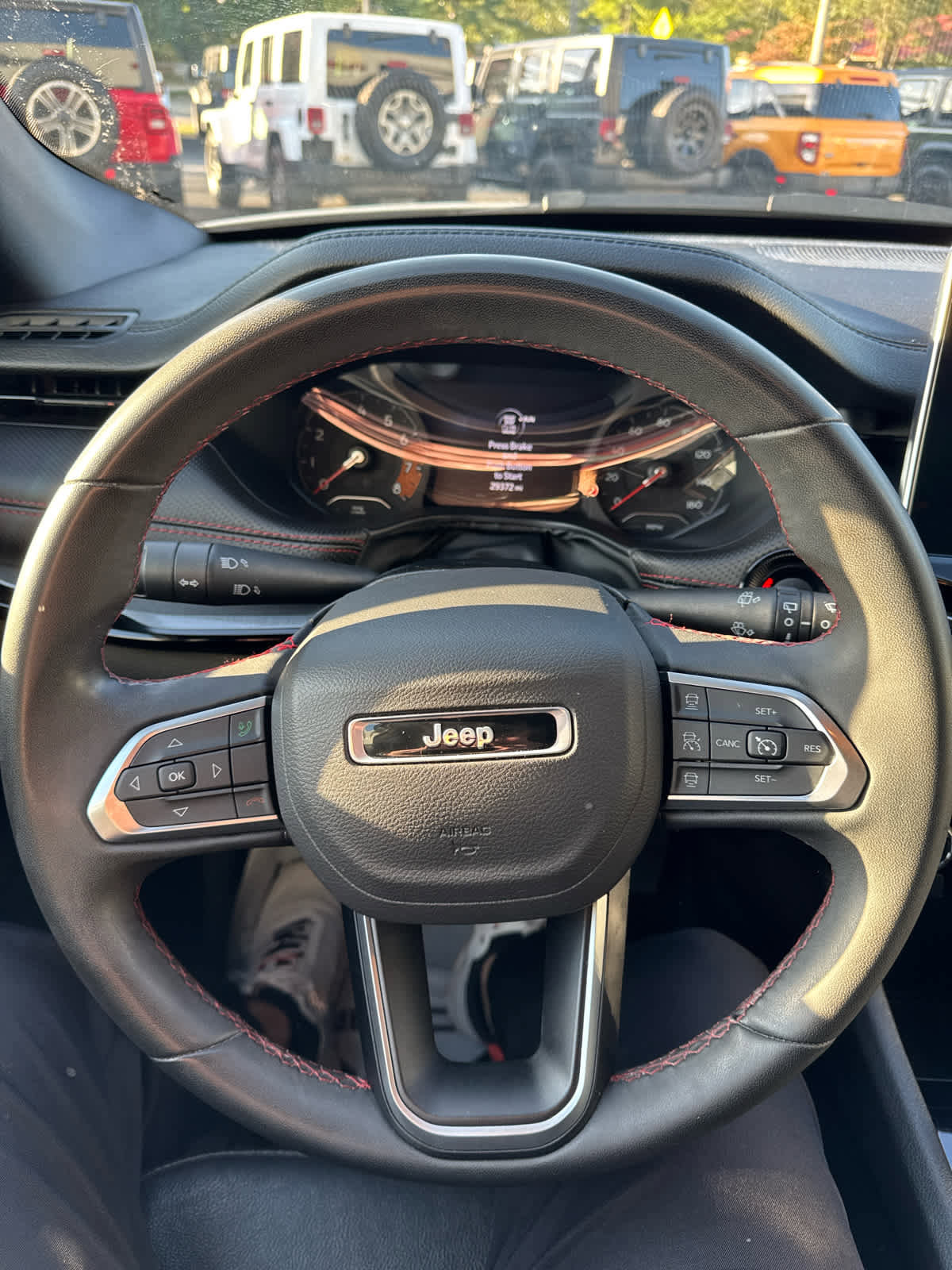 Used 2023 Jeep Compass Trailhawk image 17