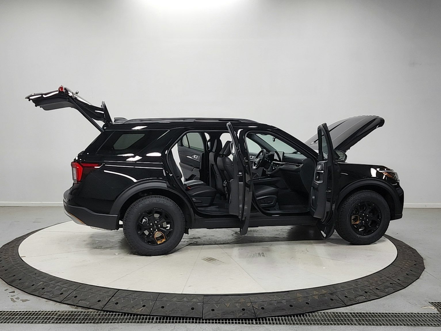 New 2026 Ford Explorer Tremor AWD/4WD image 16