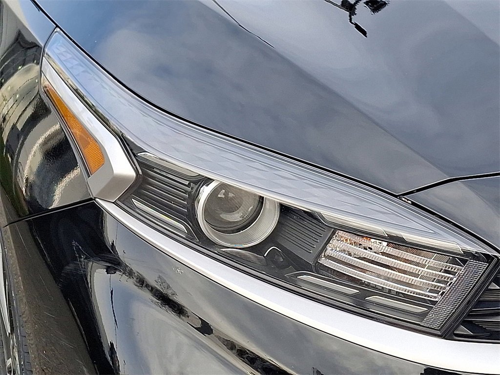 Used 2023 Kia Forte LXS w/ LXS Technology Package image 10