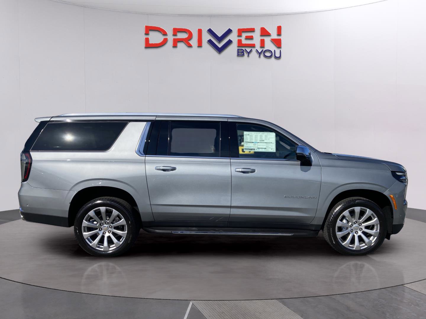 New 2026 Chevrolet Suburban Premier image 6