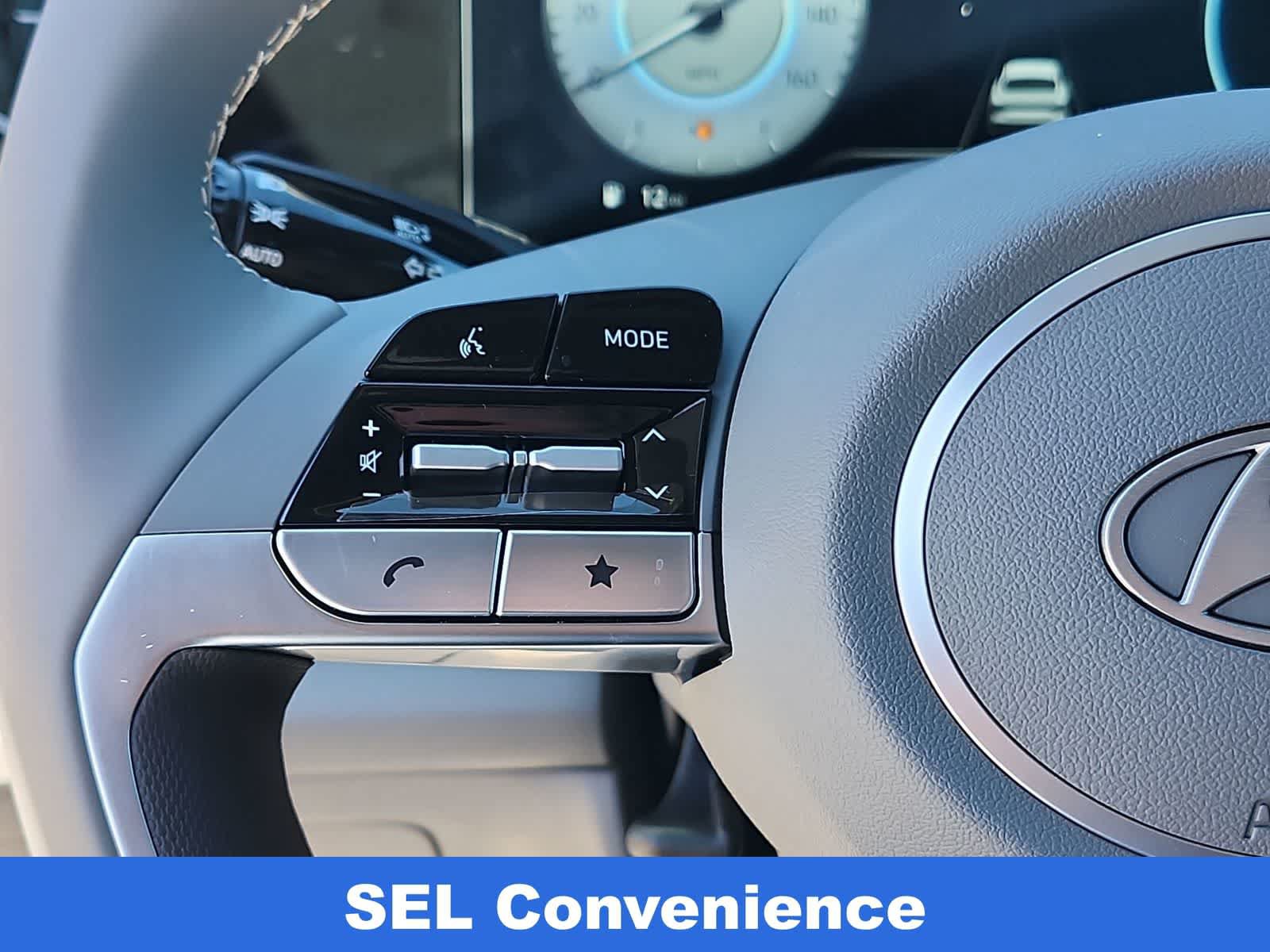 Certified 2025 Hyundai Elantra SEL FWD image 27