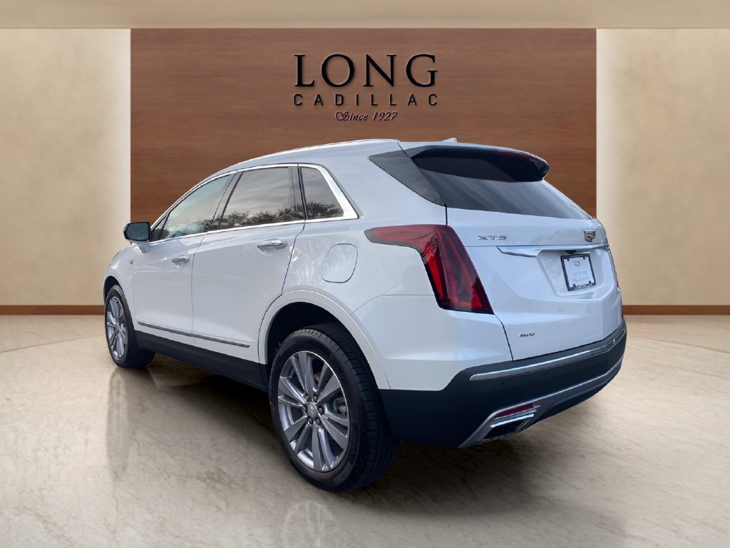 Certified 2024 Cadillac XT5 Premium Luxury AWD/4WD image 3