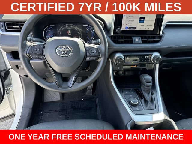 Used 2025 Toyota RAV4 XLE AWD/4WD image 17