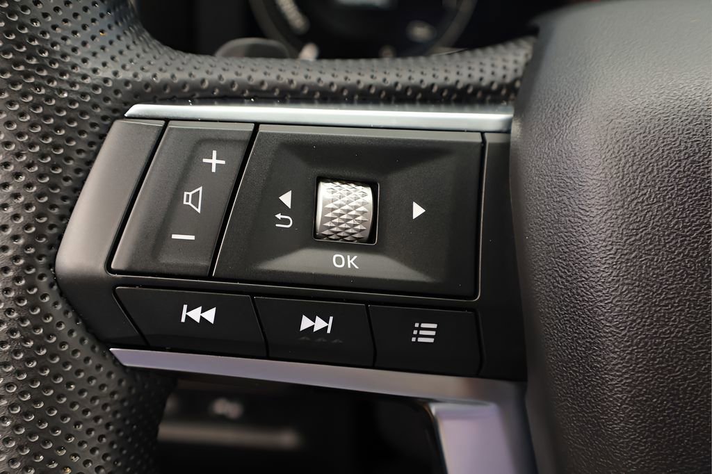 Used 2023 Mitsubishi Outlander SEL AWD/4WD image 19
