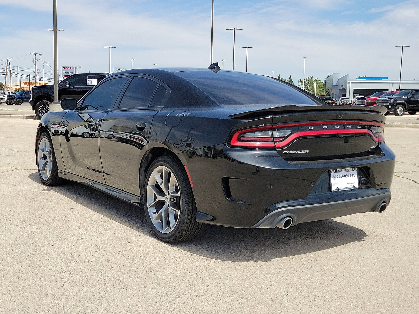 Used 2020 Dodge Charger GT image 3