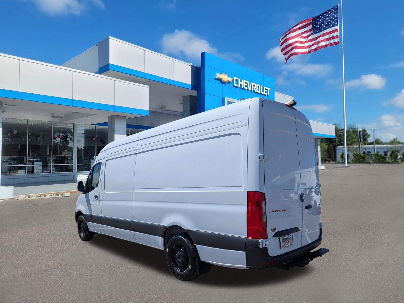 Used 2025 Mercedes-Benz Sprinter 2500 image 6