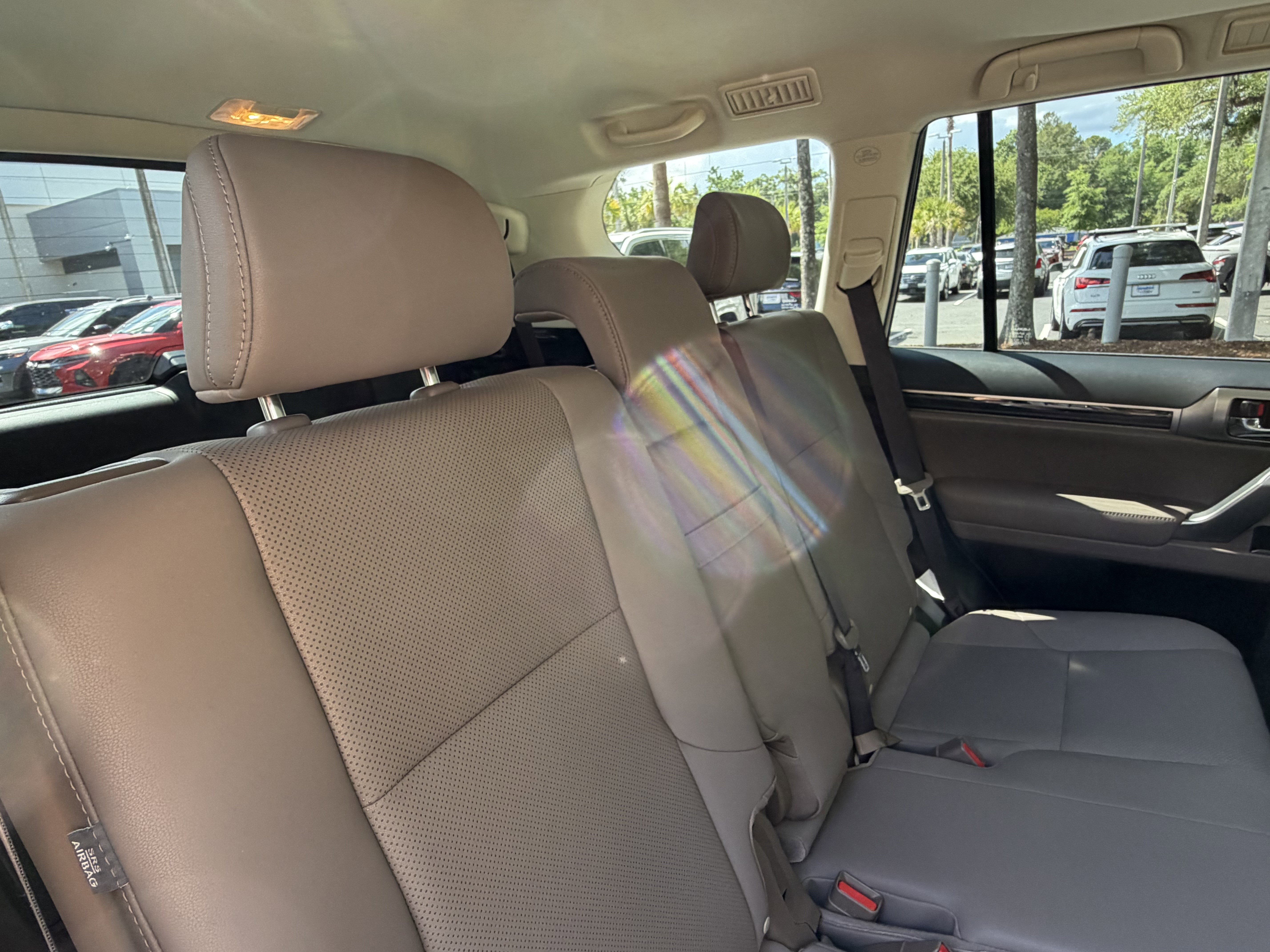 Used 2023 Lexus GX 460 Premium w/ Premium Package AWD/4WD image 41