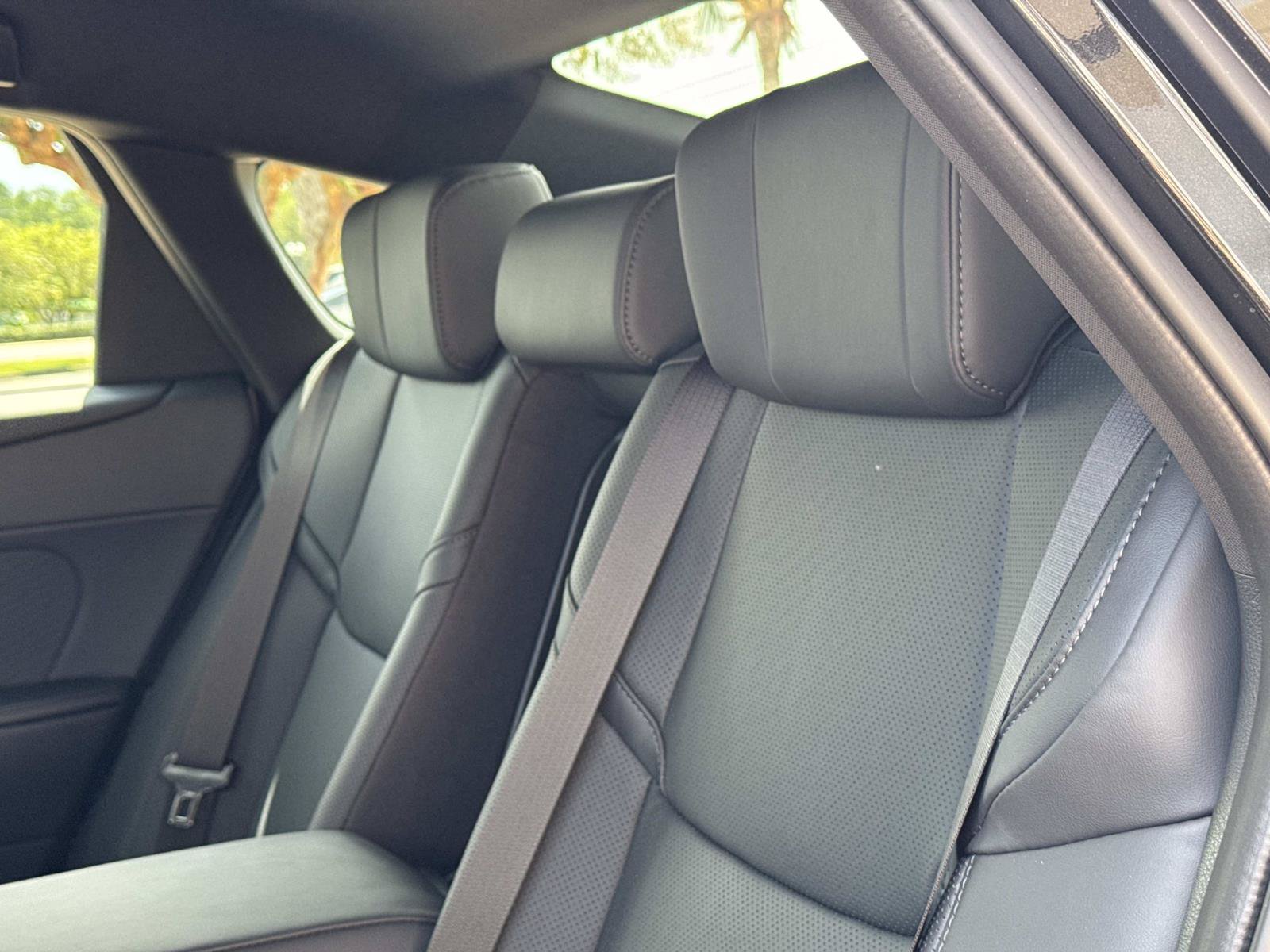 New 2026 Lexus ES 350h AWD image 18