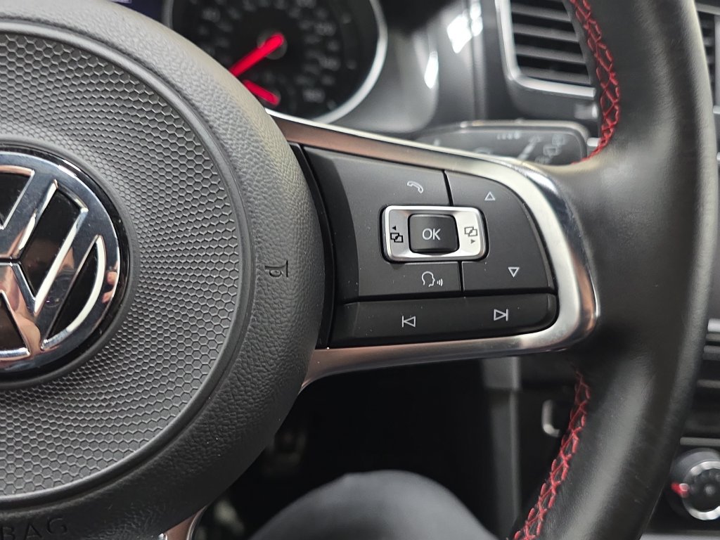 Used 2017 Volkswagen GTI Sport FWD image 17