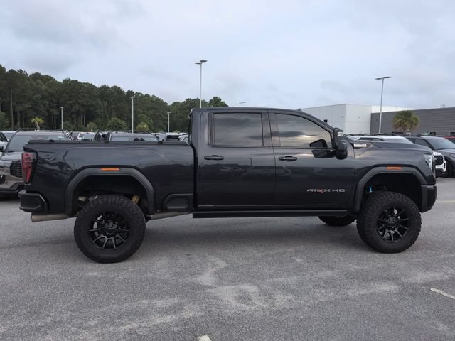 Used 2025 GMC Sierra 2500 AT4X AWD/4WD image 3