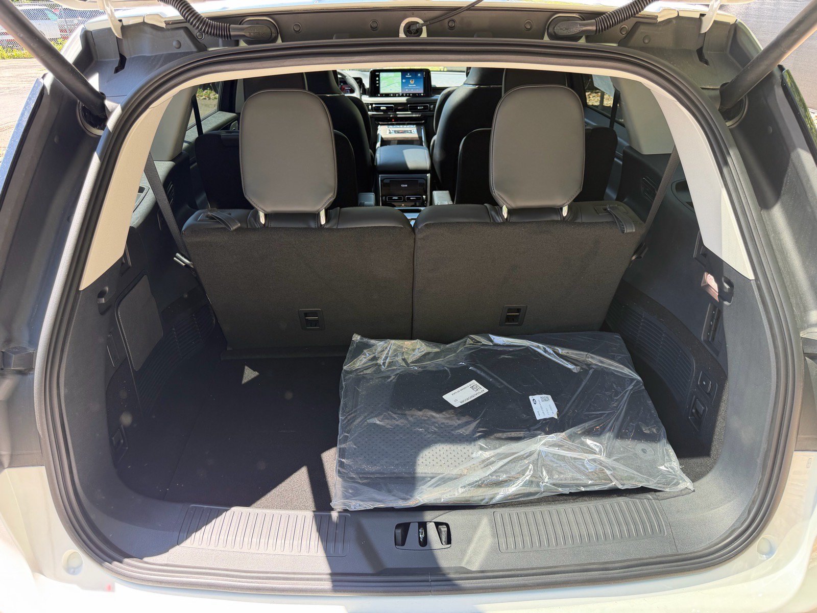 New 2026 Lincoln Aviator Reserve AWD/4WD image 17