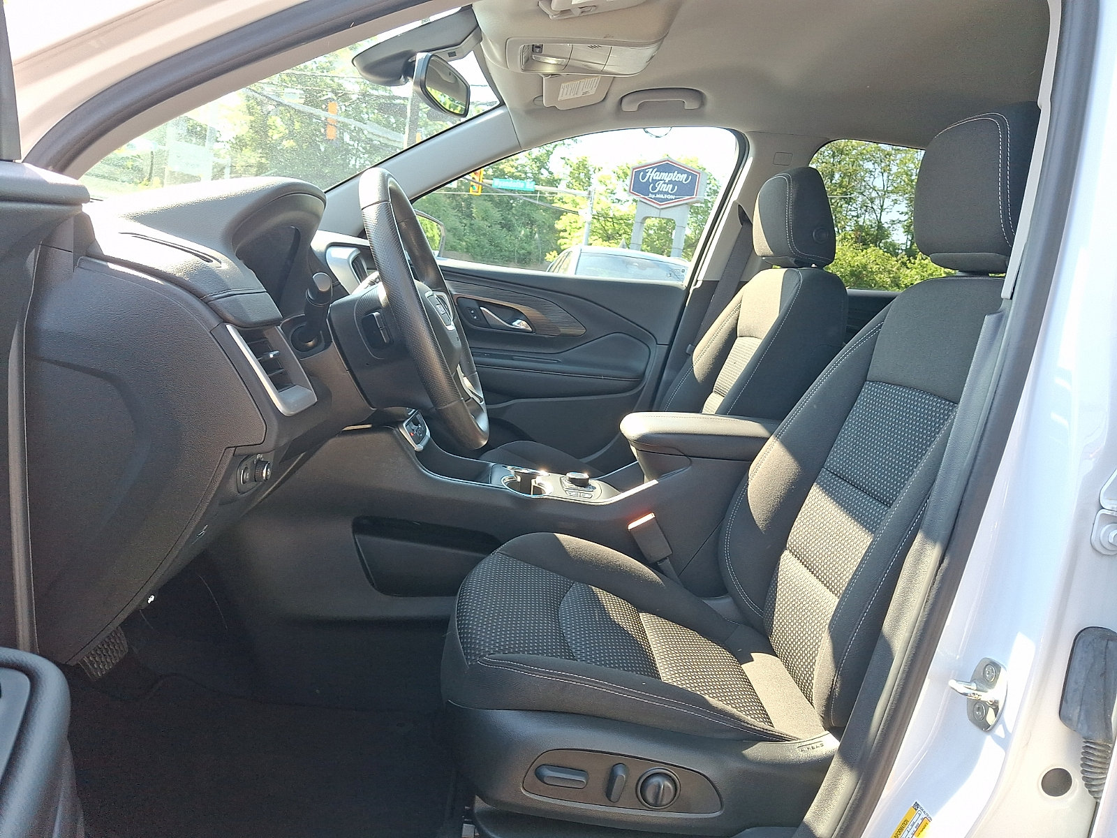 Used 2022 GMC Terrain SLE w/ Driver Convenience Package AWD/4WD image 13