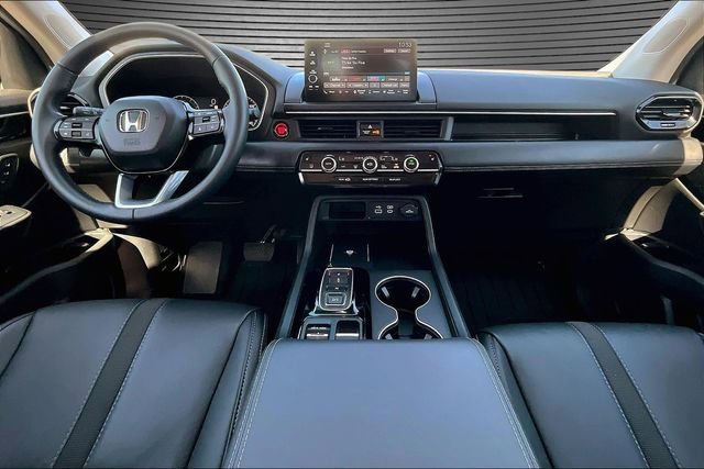 Used 2025 Honda Pilot EX-L image 7