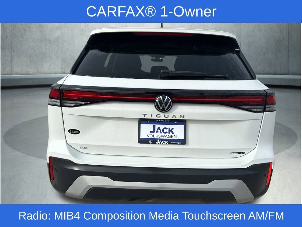 Used 2025 Volkswagen Tiguan SE w/ Panoramic Sunroof Package image 5