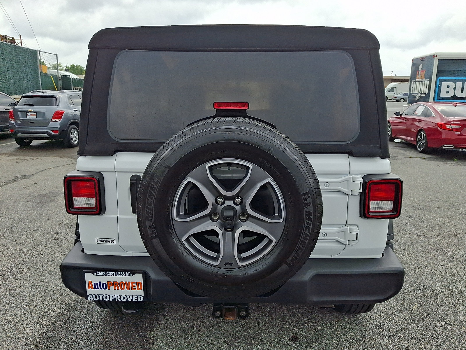 Used 2023 Jeep Wrangler Sport AWD/4WD image 5