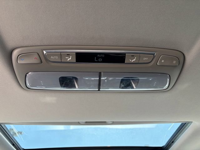 Used 2022 Kia Telluride S FWD image 27