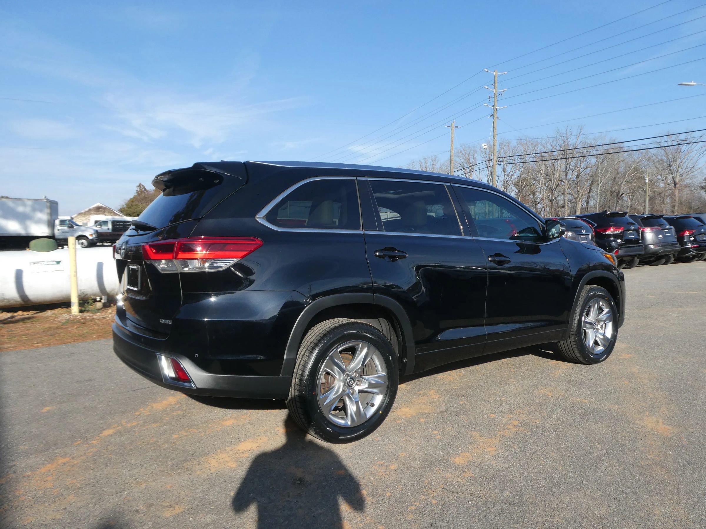 Used 2019 Toyota Highlander Limited image 5