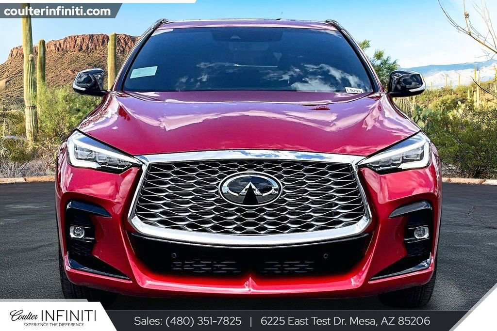Used 2025 INFINITI QX55 Essential AWD/4WD image 3