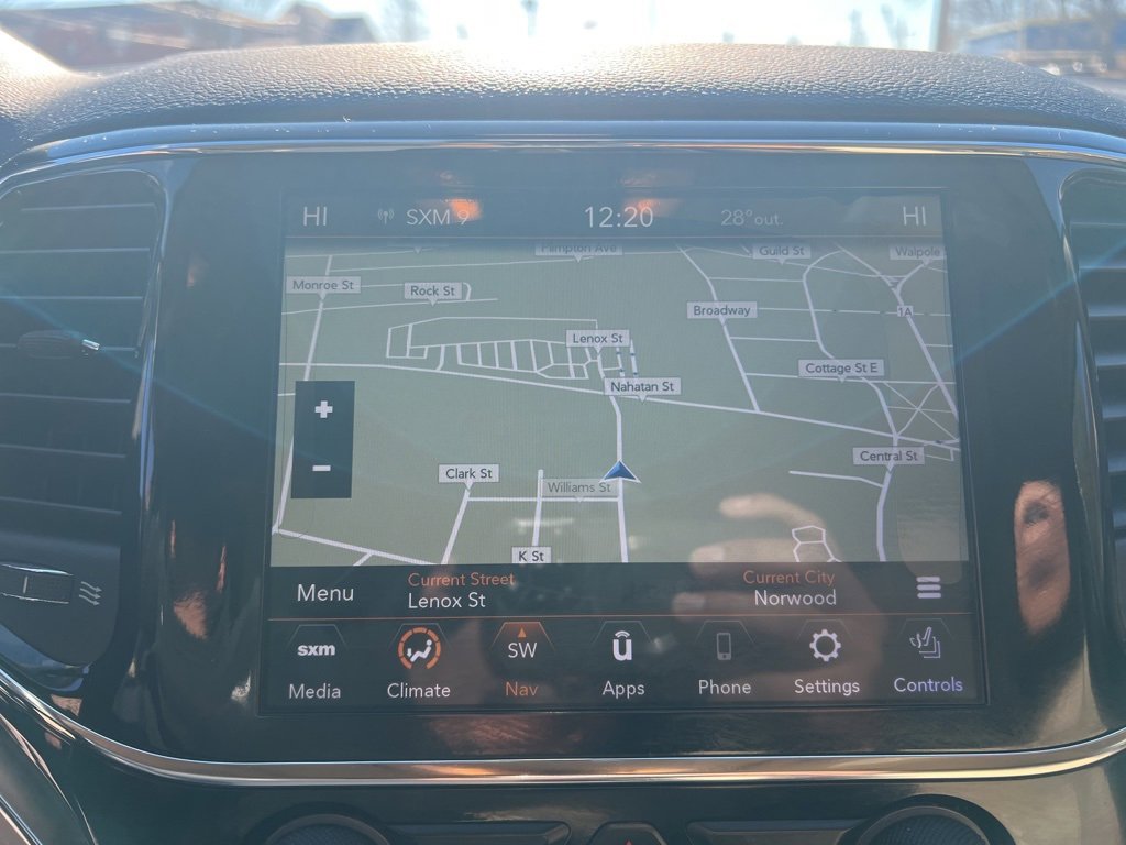 Used 2020 Jeep Grand Cherokee Limited w/ Premium Lighting Group image 21