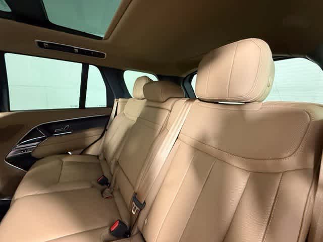 New 2027 Land Rover Range Rover SE AWD/4WD image 26