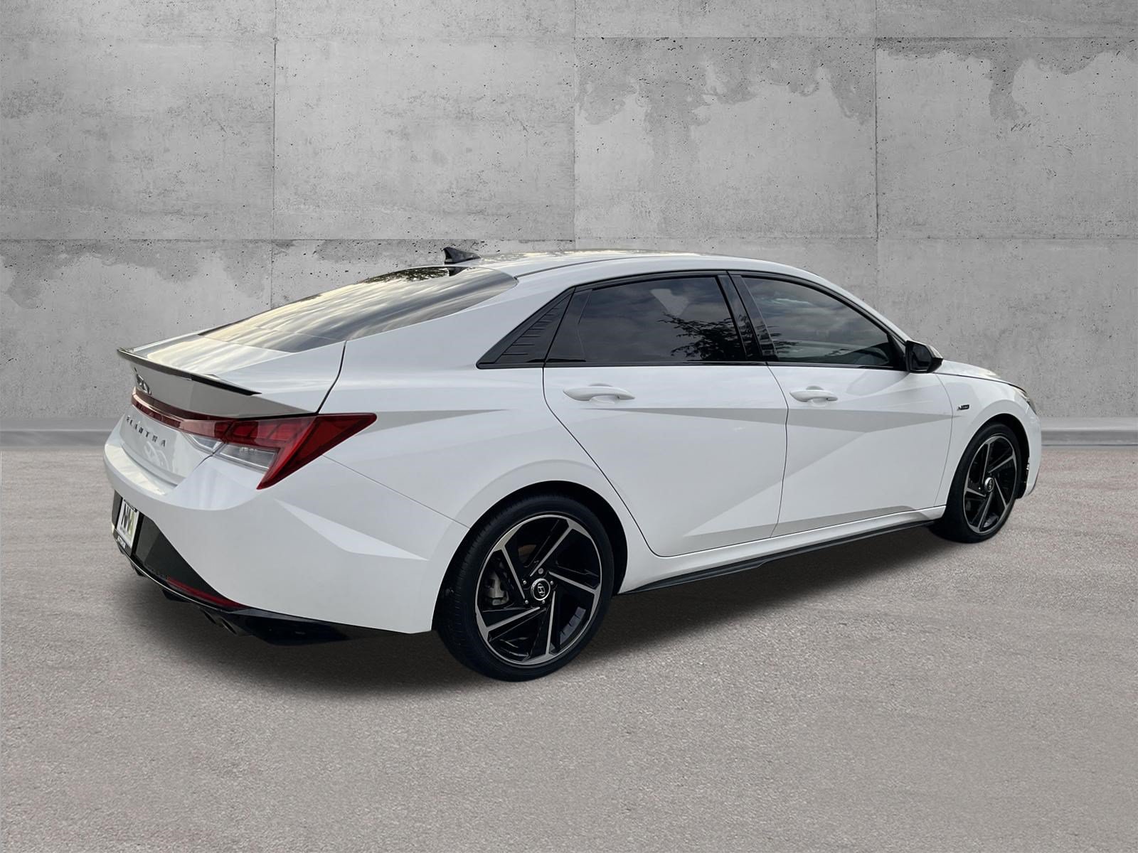 Used 2023 Hyundai Elantra N Line FWD image 3