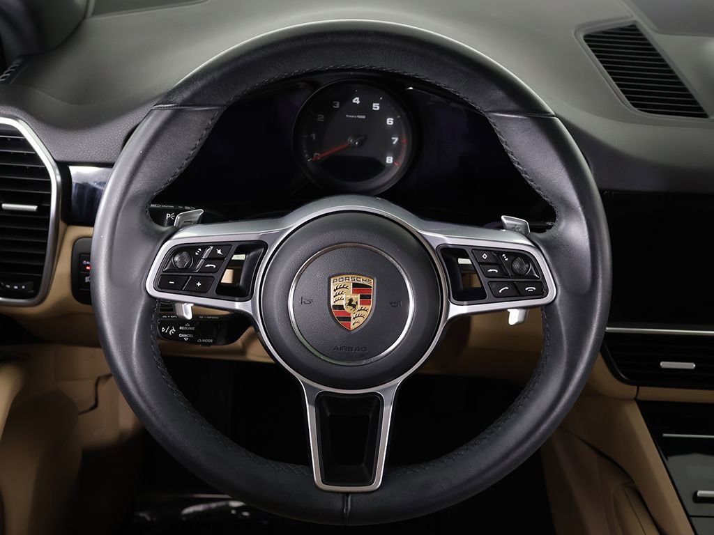 Used 2023 Porsche Cayenne AWD/4WD image 46