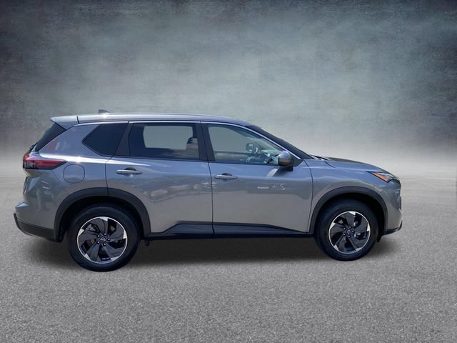 Used 2024 Nissan Rogue SV FWD image 25