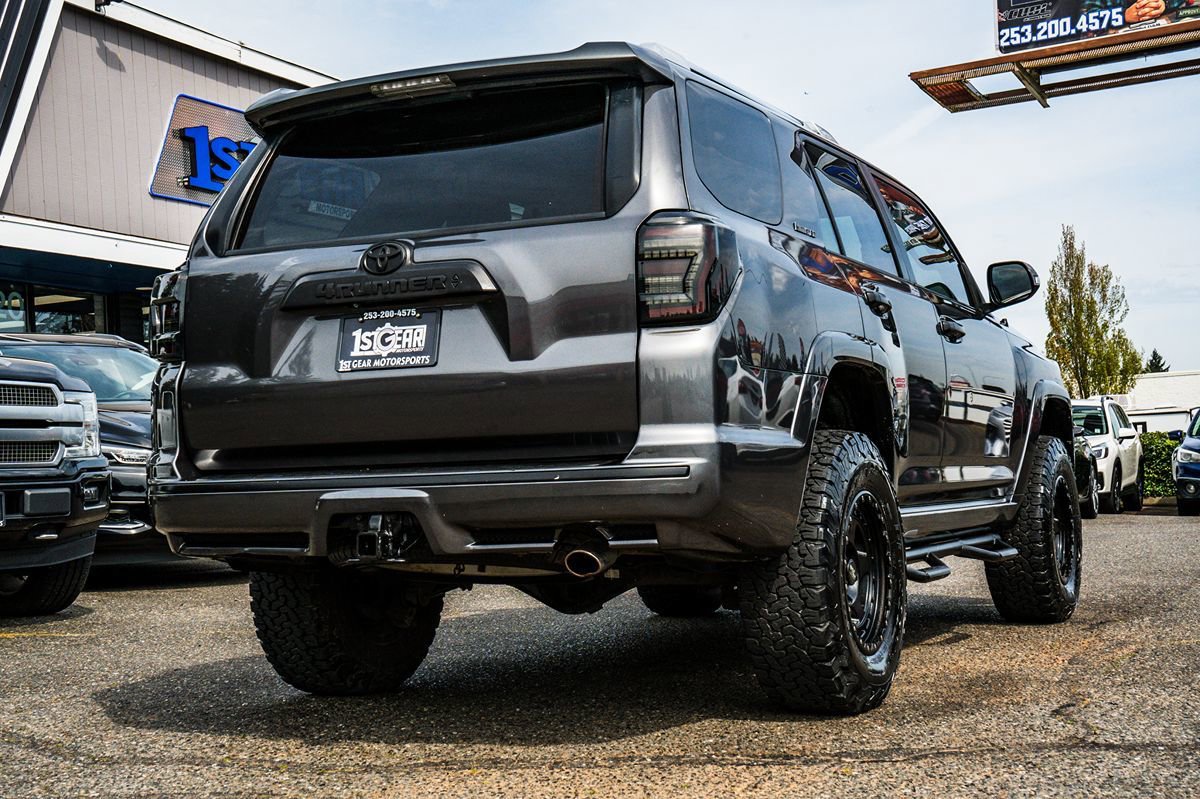 Used 2011 Toyota 4Runner Limited AWD/4WD image 3
