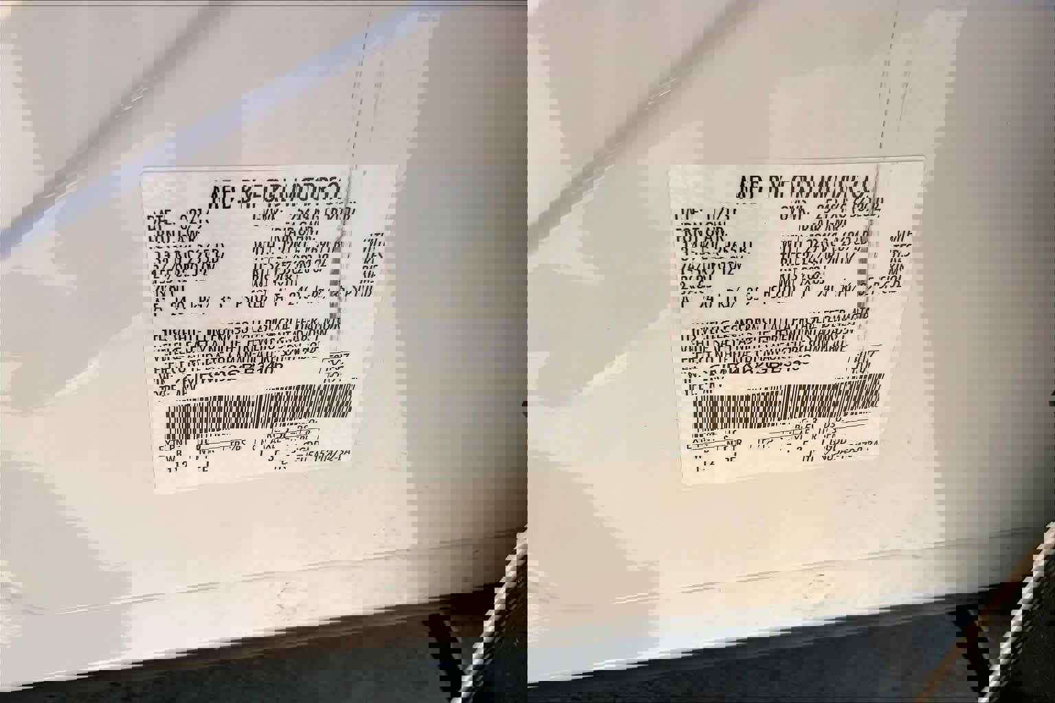 Used 2016 Ford Edge Titanium w/ Equipment Group 302A AWD/4WD image 34