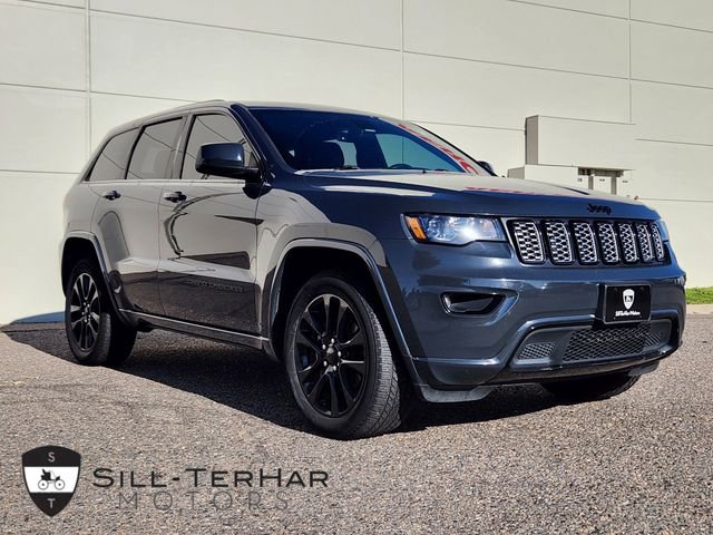 Used 2018 Jeep Grand Cherokee Altitude