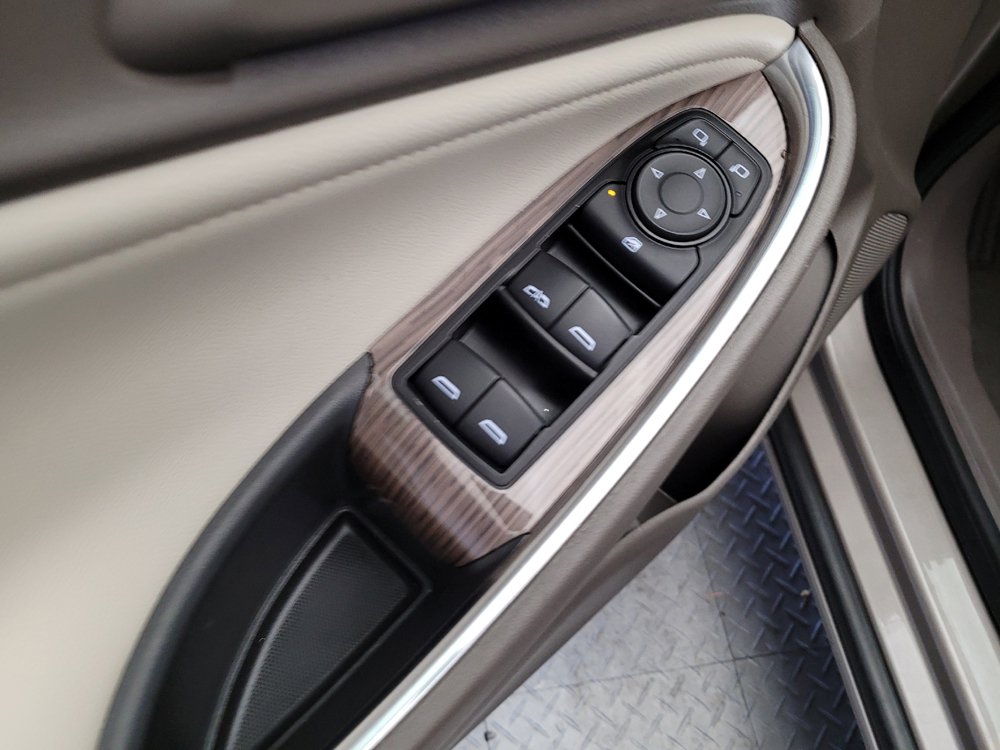 Used 2024 Chevrolet Malibu LT FWD image 27