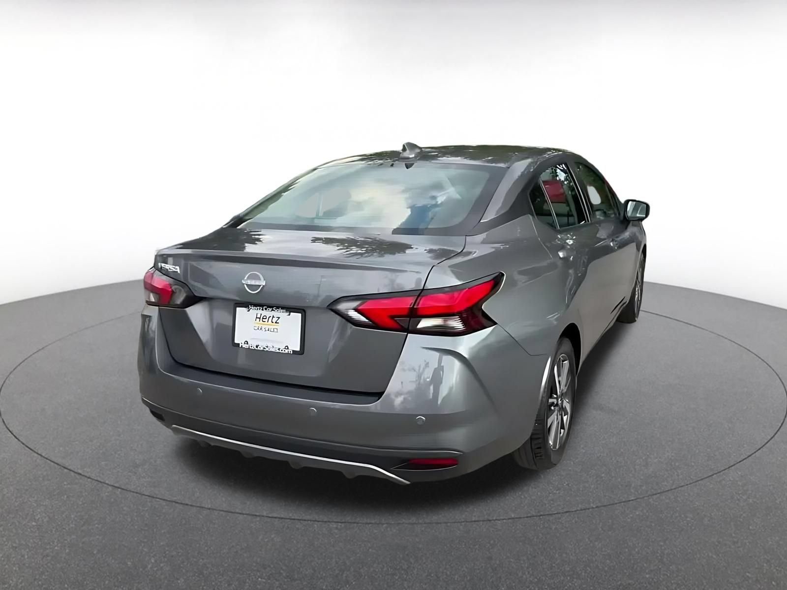 Used 2025 Nissan Versa SV FWD image 14