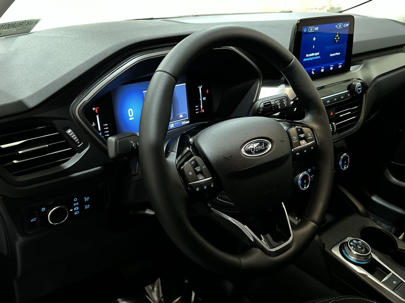 Used 2024 Ford Escape Active w/ Cold Weather Package FWD image 17