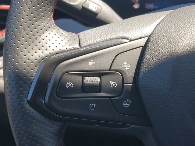Certified 2025 Chevrolet Trax RS w/ Driver Confidence Package FWD image 21