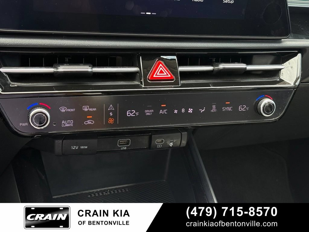 Certified 2024 Kia Niro Wind FWD image 17