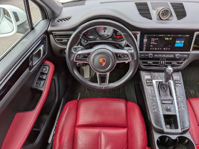 Used 2020 Porsche Macan S AWD/4WD image 15