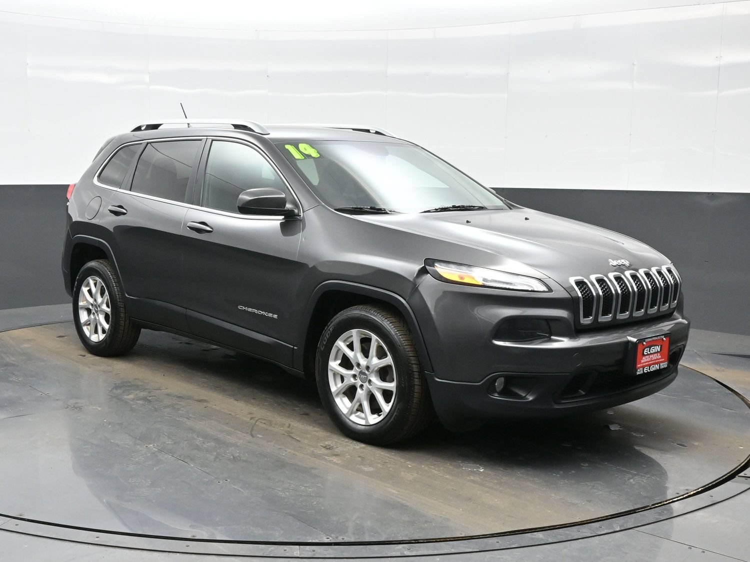 Used 2014 Jeep Cherokee Latitude FWD image 11