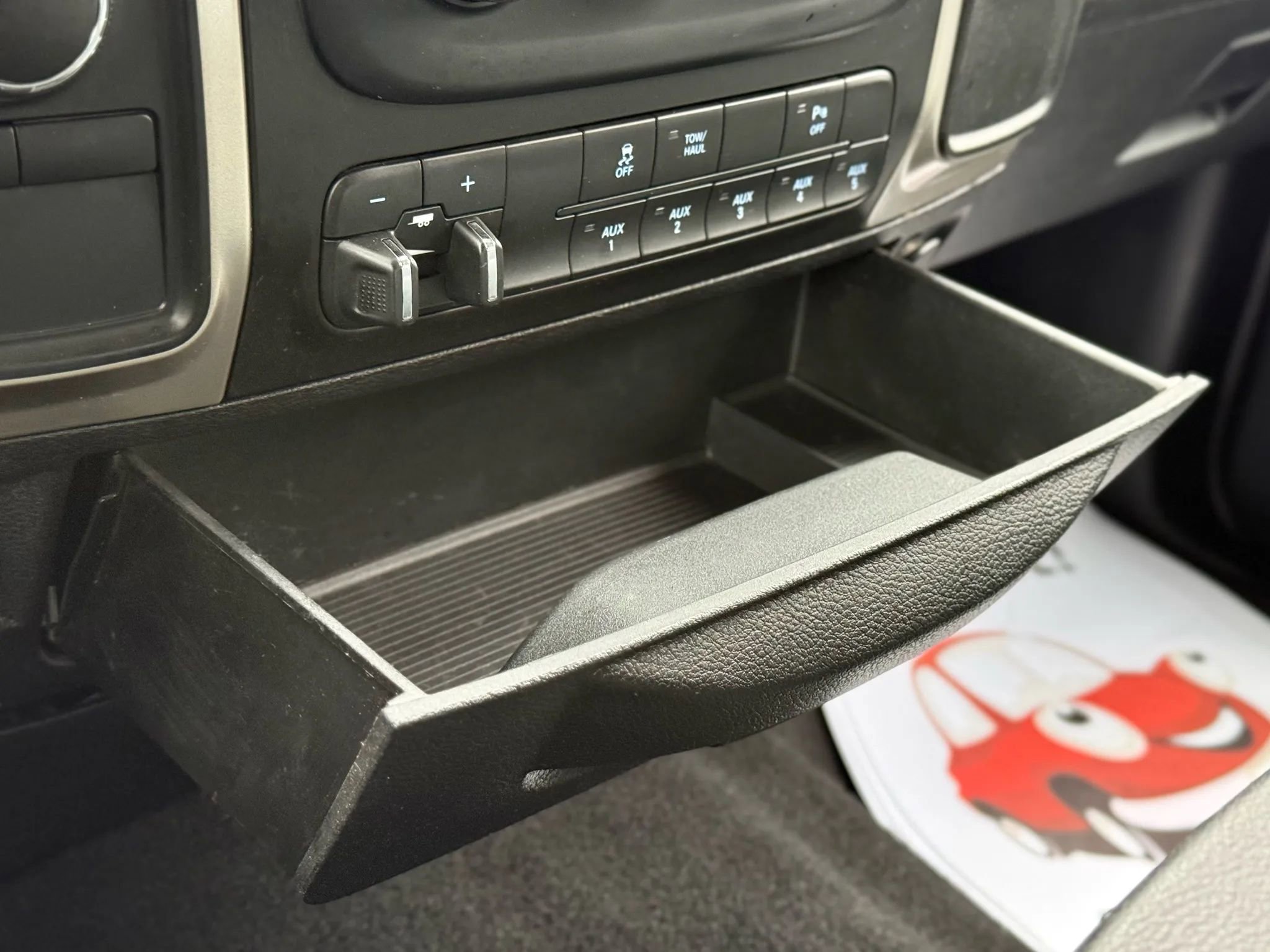 Used 2014 RAM 2500 SLT image 13