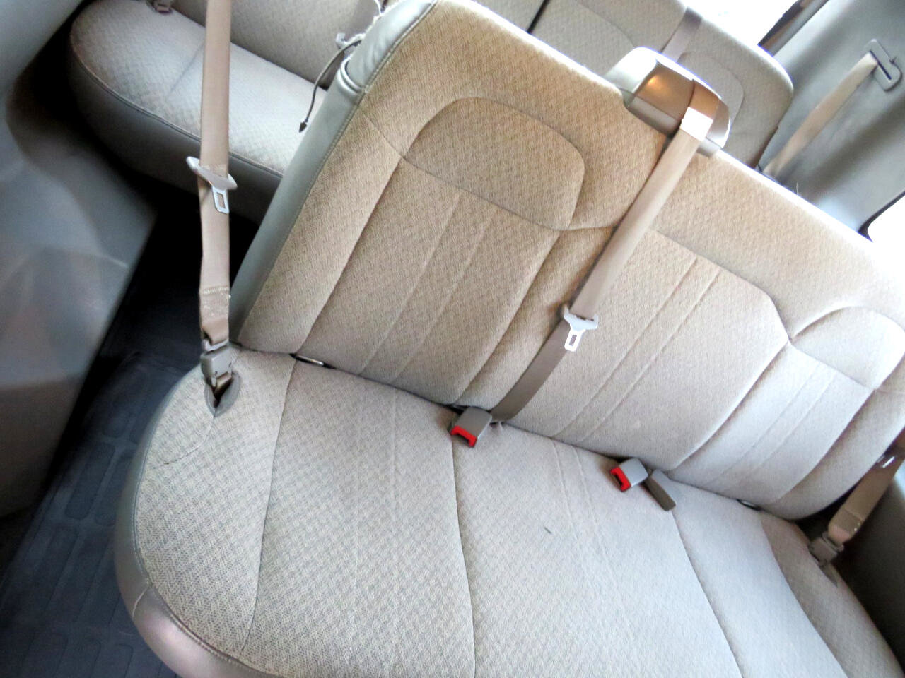 Used 2018 Chevrolet Express 3500 LT w/ LT Preferred Equipment Group RWD image 14