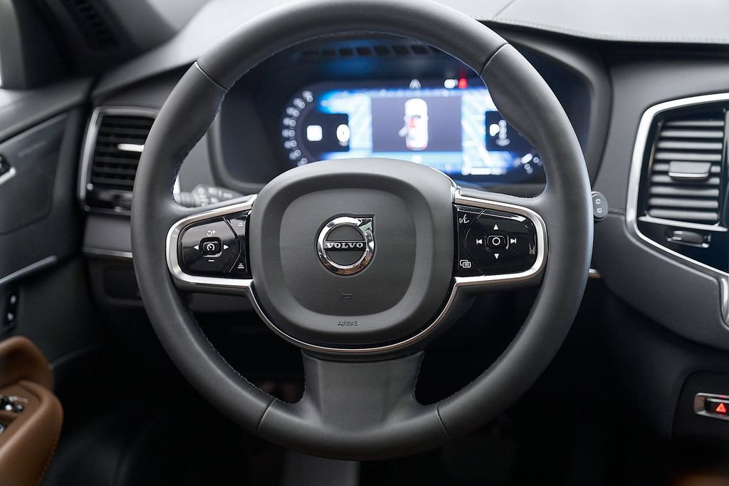 Certified 2023 Volvo XC90 B6 Ultimate AWD/4WD image 31