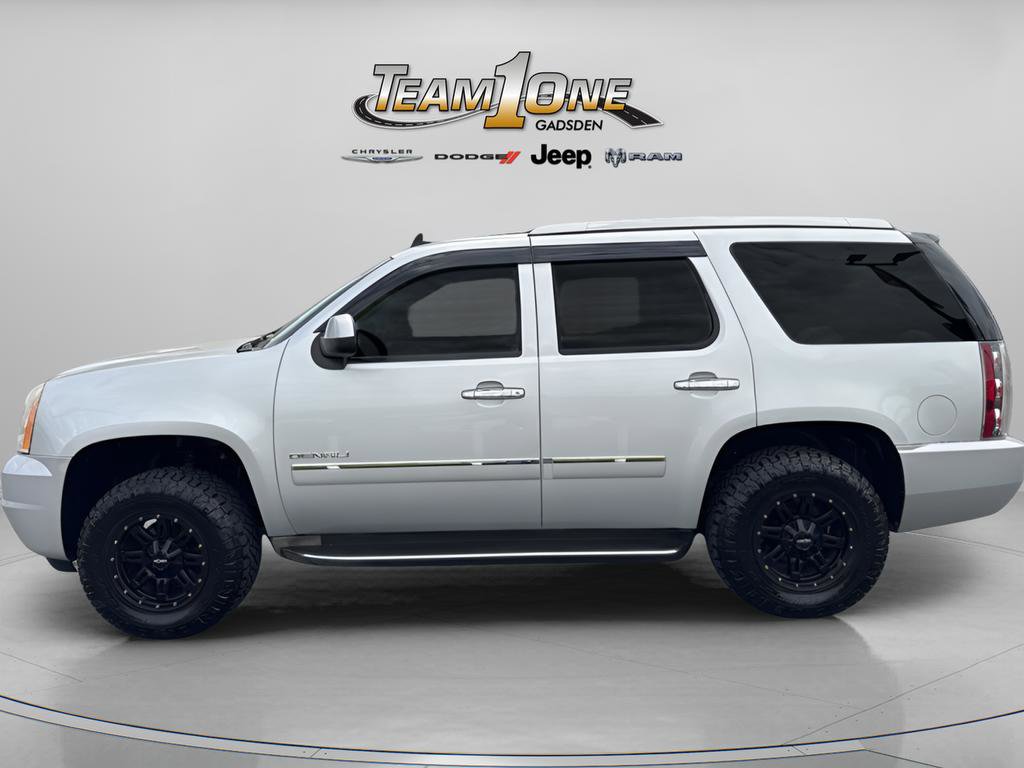 Used 2010 GMC Yukon Denali RWD image 5