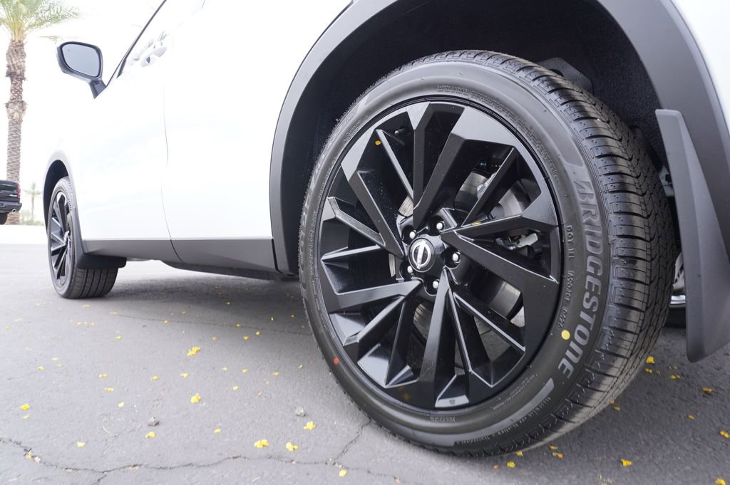 New 2026 Nissan Rogue SL image 6